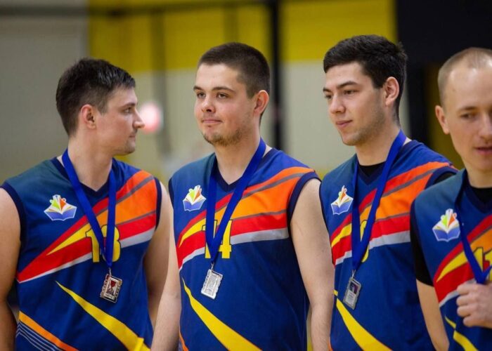 Поронайские баскетболисты завоевали серебро областного турнира 5.05 по 9.05 - 05